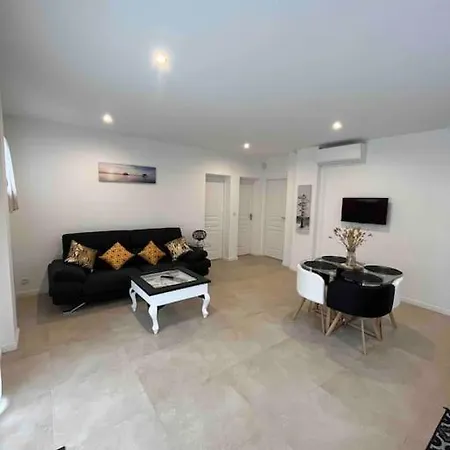 Logement 2 Chambres Sur Propriete Prive De 3500M2 Cestas Exterior foto