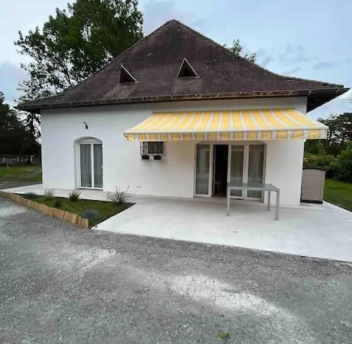 Logement 2 Chambres Sur Propriete Prive De 3500M2